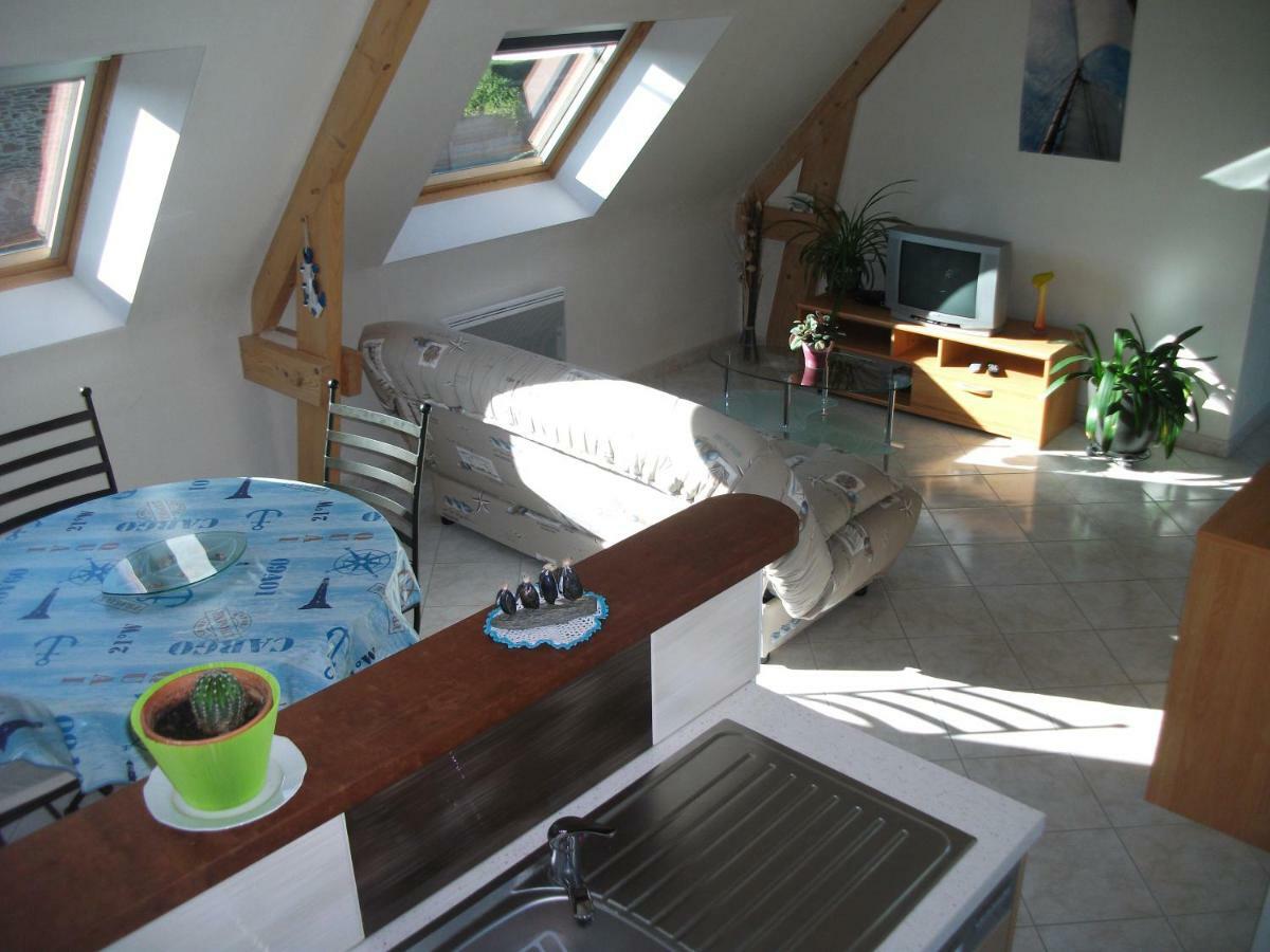 Kervraud Bernard Apartment Penestin Bagian luar foto